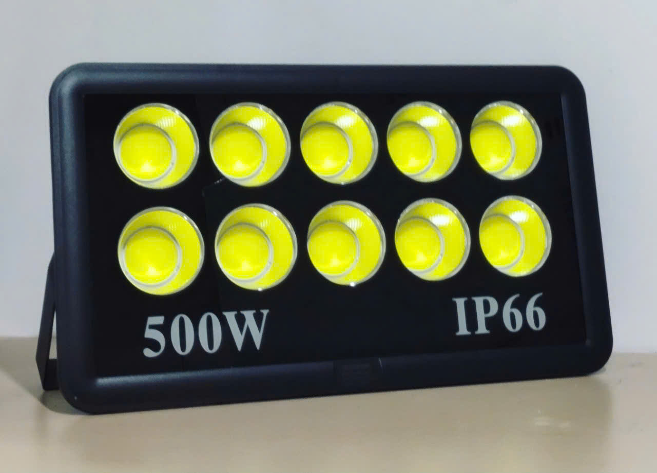 Đèn pha cốc 500W – Chip COB 7670, hiệu suất 140 Lumen/W