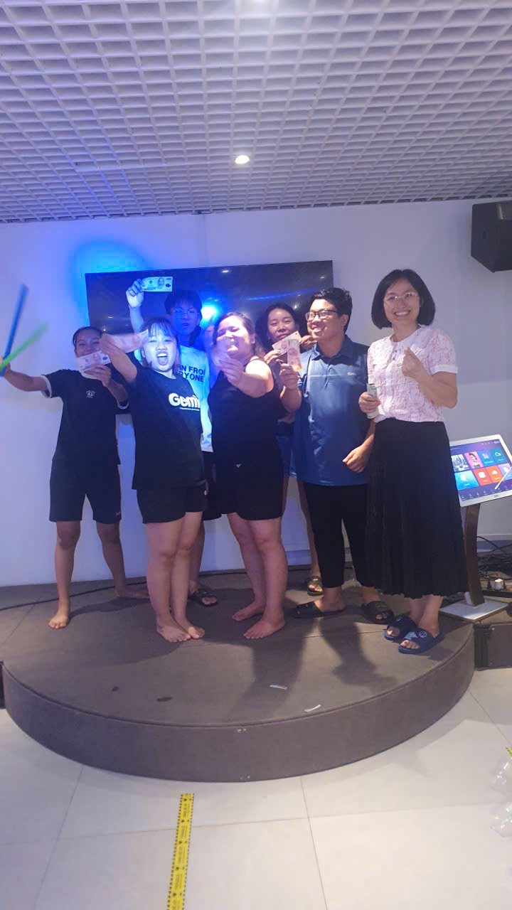 Kỷ Niệm Kỳ Nghỉ Hè 2026 Công Ty Đèn Led Ban Mai