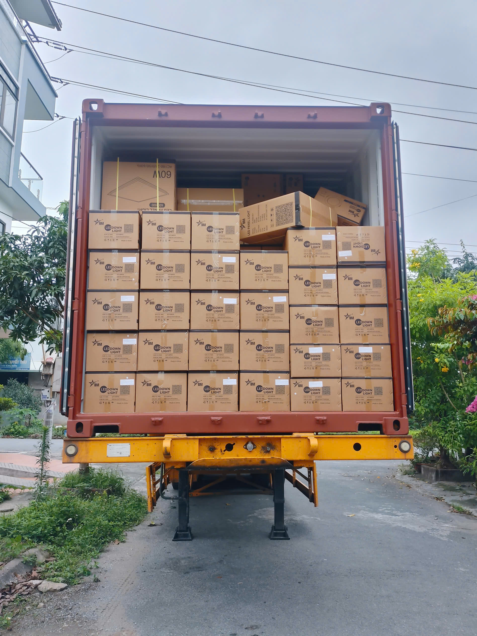 💡📦 CÔNG HÀNG ĐÈN PANEL 60X60 ĐÃ CẬP KHO – SẴN SÀNG PHỤC VỤ MỌI CÔNG TRÌNH 📦